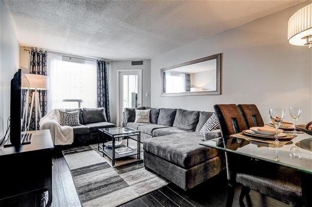 1002 - 5 Concorde Pl, Condo with 2 bedrooms, 2 bathrooms and 1 parking in Toronto ON | Image 4