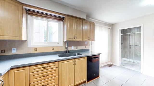 116 Northolt Cres, House detached with 4 bedrooms, 5 bathrooms and 4 parking in Markham ON | Image 5