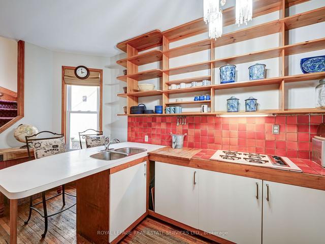 121 Lippincott St, House semidetached with 3 bedrooms, 2 bathrooms and 1 parking in Toronto ON | Image 39