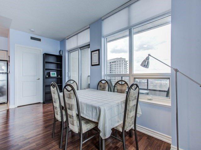1112 - 9225 Jane St, Condo with 2 bedrooms, 2 bathrooms and 2 parking in Vaughan ON | Image 10