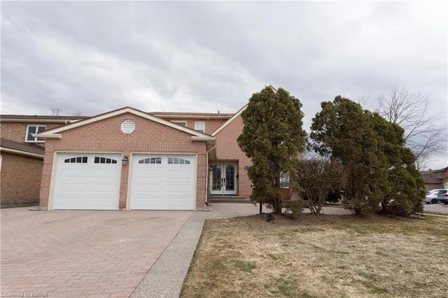 171 Highview Drive, House detached with 4 bedrooms, 2 bathrooms and null parking in Kitchener ON | Image 4