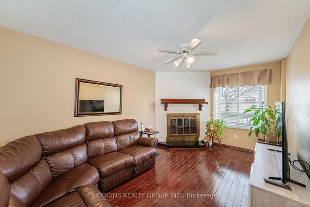 4583 Full Moon Circ, House detached with 4 bedrooms, 4 bathrooms and 4 parking in Mississauga ON | Image 3
