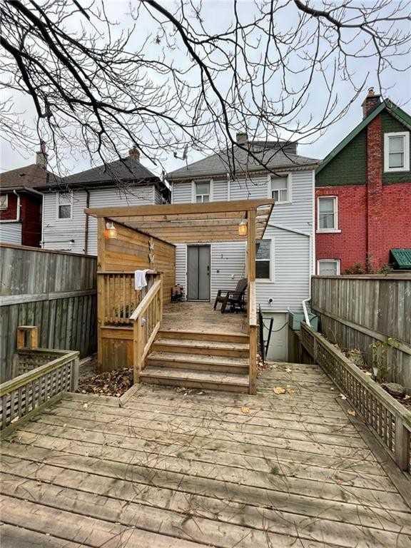 188 Sherman Ave N, House detached with 2 bedrooms, 2 bathrooms and 1 parking in Hamilton ON | Image 11