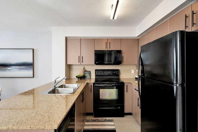 1611 - 12 Yonge St, Condo with 1 bedrooms, 1 bathrooms and 1 parking in Toronto ON | Image 23