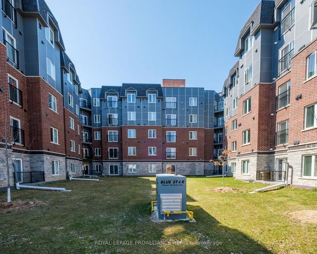 105 - 501 Frontenac St, Condo with 3 bedrooms, 1 bathrooms and 0 parking in Kingston ON | Image 23