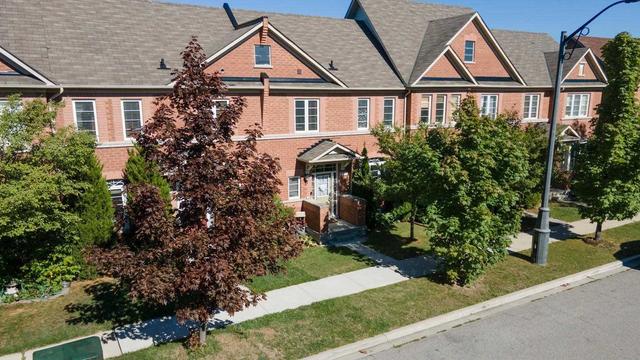 5563 Waterwind Cres, House attached with 3 bedrooms, 3 bathrooms and 0 parking in Mississauga ON | Image 15