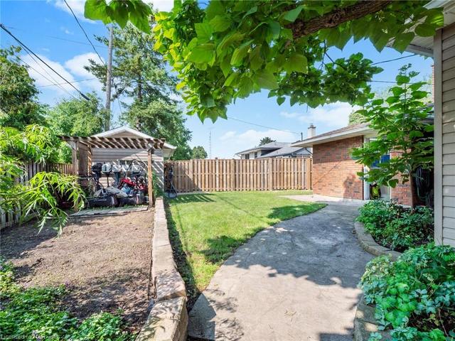 17 Clearview Heights, House detached with 2 bedrooms, 2 bathrooms and 5 parking in St. Catharines ON | Image 15