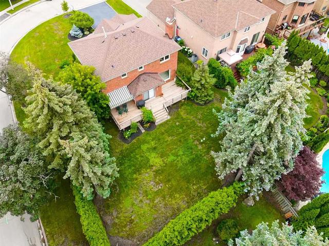 148 Kenpark Ave, House detached with 3 bedrooms, 4 bathrooms and 6 parking in Brampton ON | Image 15