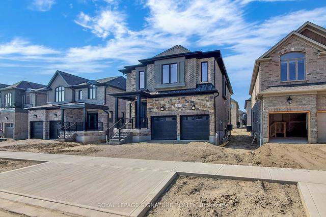 24 Hollybrook Tr, House detached with 4 bedrooms, 3 bathrooms and 4 parking in Kitchener ON | Image 12
