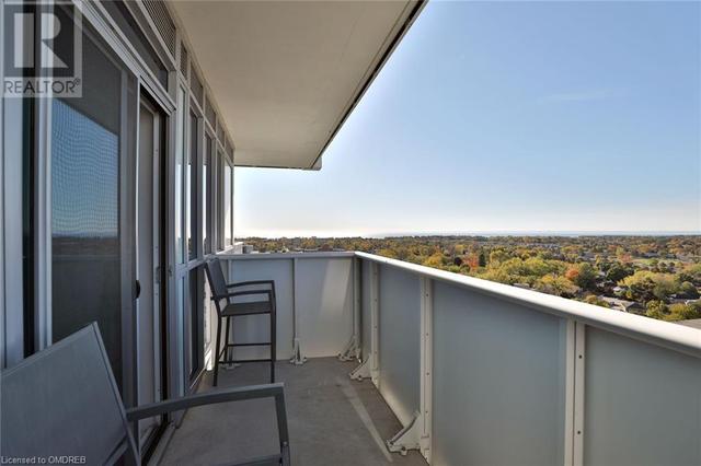 1209 - 55 Speers Road, House attached with 2 bedrooms, 2 bathrooms and 1 parking in Oakville ON | Image 17