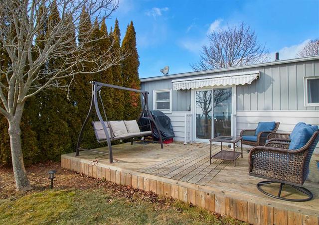 43 Bluffs Rd, House detached with 2 bedrooms, 1 bathrooms and 2 parking in Clarington ON | Image 13