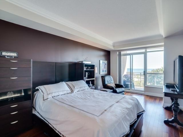 404 - 80 Palace Pier Crt, Condo with 2 bedrooms, 3 bathrooms and 1 parking in Toronto ON | Image 12