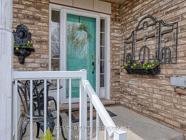 735 Garden Court Cres, Condo with 2 bedrooms, 3 bathrooms and 2 parking in Woodstock ON | Image 17