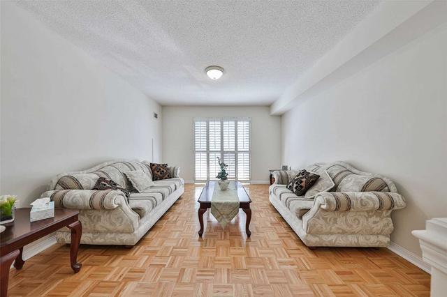 308 - 2500 Rutherford Rd W, Condo with 2 bedrooms, 2 bathrooms and 1 parking in Vaughan ON | Image 7