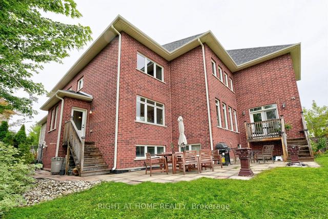 962 Fredonia Dr E, House detached with 4 bedrooms, 6 bathrooms and 6 parking in Mississauga ON | Image 28