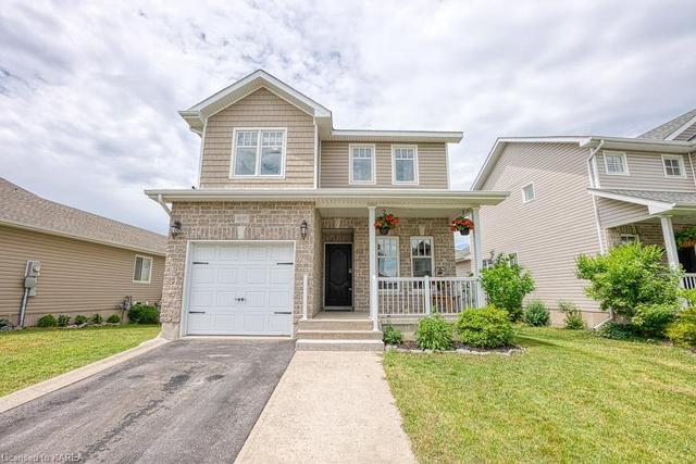 1035 Woodhaven Drive, House detached with 4 bedrooms, 3 bathrooms and 2 parking in Kingston ON | Image 1