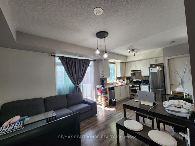 210 - 68 Canterbury Pl, Condo with 1 bedrooms, 2 bathrooms and 1 parking in Toronto ON | Image 7