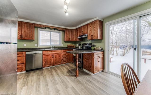 319 Cole Road, House semidetached with 4 bedrooms, 2 bathrooms and 2 parking in Guelph ON | Image 2