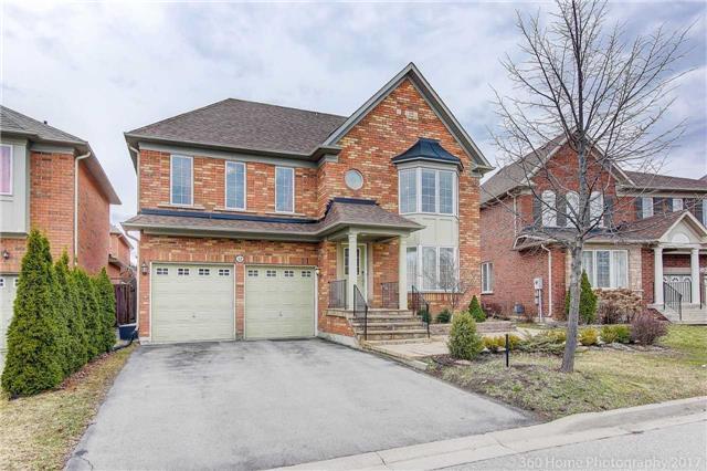 12 Apollo Dr, House detached with 3 bedrooms, 4 bathrooms and 2 parking in Richmond Hill ON | Image 2