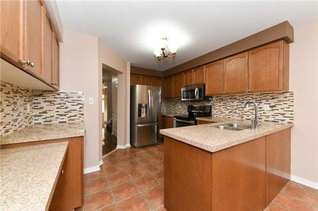 6 Howlett Cres, House detached with 4 bedrooms, 4 bathrooms and 2 parking in Ajax ON | Image 10