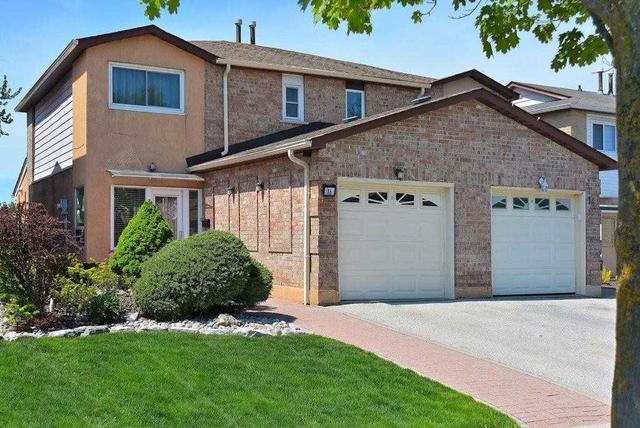 16 Ashcroft Crt, House semidetached with 3 bedrooms, 2 bathrooms and 3 parking in Vaughan ON | Image 12