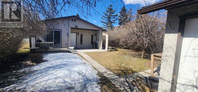 1916 Home Road Nw, House detached with 4 bedrooms, 2 bathrooms and 4 parking in Calgary AB | Image 4