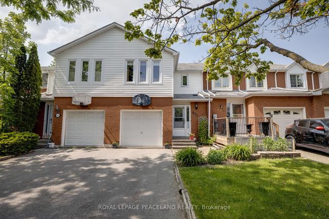 871 Clancey Cres, House attached with 3 bedrooms, 3 bathrooms and 2 parking in Newmarket ON | Image 1