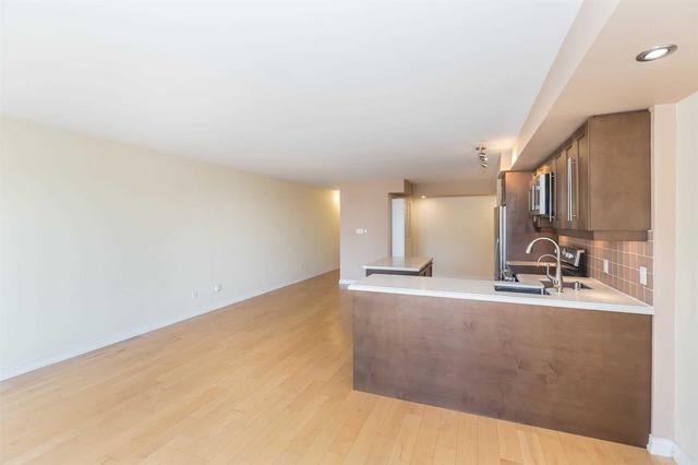 2218 - 25 The Esplanade, Condo with 1 bedrooms, 2 bathrooms and 0 parking in Toronto ON | Image 25