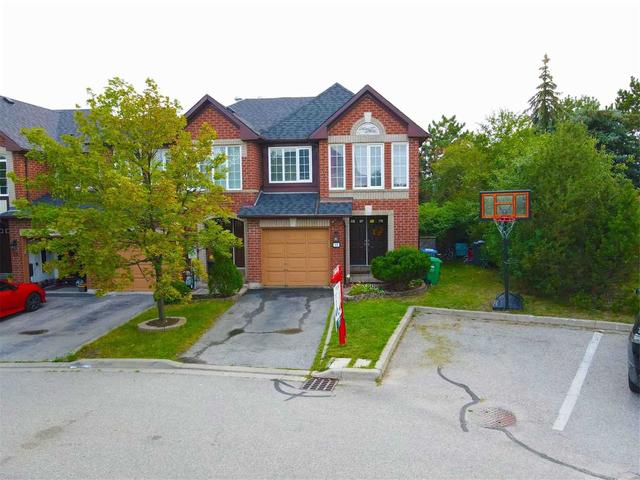 30 Kenwood Dr, Townhouse with 3 bedrooms, 3 bathrooms and 2 parking in Brampton ON | Image 35