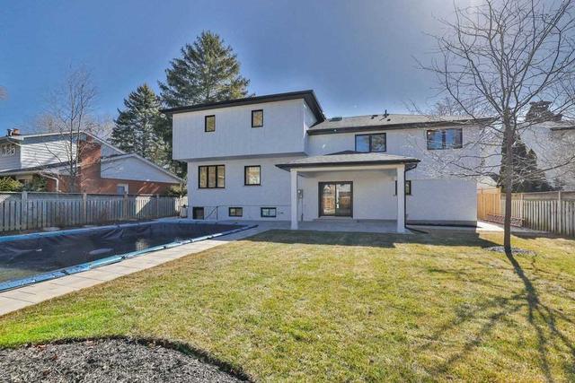 3491 Spruce Ave, House detached with 3 bedrooms, 4 bathrooms and 6 parking in Burlington ON | Image 33