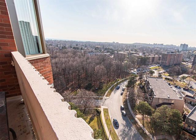 1606 - 121 Ling Rd, Condo with 2 bedrooms, 2 bathrooms and 1 parking in Toronto ON | Image 7
