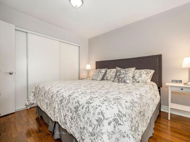 119 - 25 Richgrove Dr, Townhouse with 2 bedrooms, 2 bathrooms and 1 parking in Toronto ON | Image 6