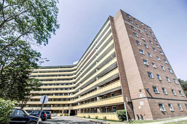 1001 - 3577 Derry Rd E, Condo with 2 bedrooms, 1 bathrooms and 1 parking in Mississauga ON | Image 1
