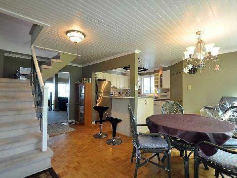 560 Lake Dr S, House detached with 4 bedrooms, 3 bathrooms and 20 parking in Georgina ON | Image 4