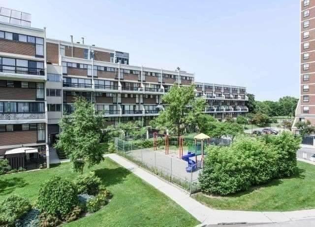 232 - 364 The East Mall, Condo with 2 bedrooms, 3 bathrooms and 1 parking in Toronto ON | Image 3