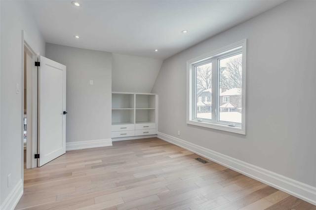 611 Hillsdale Ave E, House detached with 3 bedrooms, 3 bathrooms and 2 parking in Toronto ON | Image 8