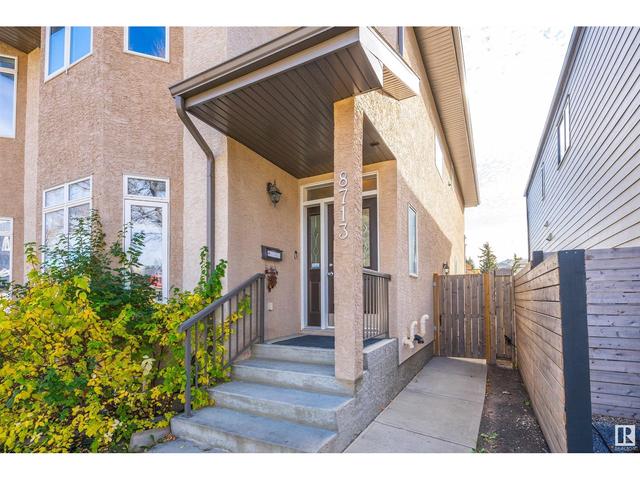 8713 83 Av Nw, House semidetached with 5 bedrooms, 4 bathrooms and null parking in Edmonton AB | Image 3