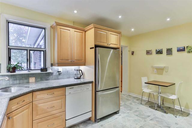 40 Bevdale Rd, House detached with 3 bedrooms, 2 bathrooms and 3 parking in Toronto ON | Image 29