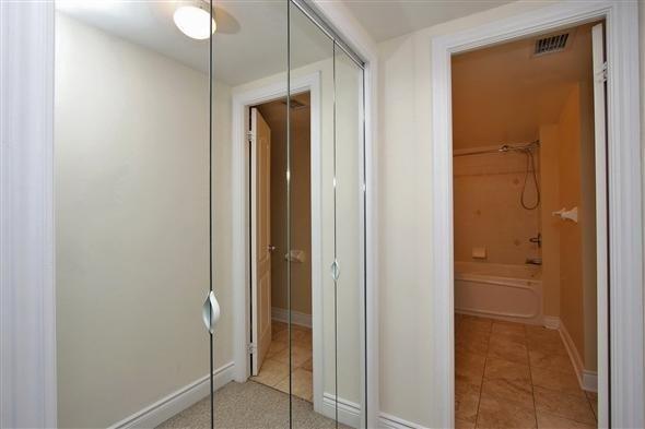 th 15 - 8 Rean Dr, Townhouse with 3 bedrooms, 4 bathrooms and 2 parking in Toronto ON | Image 10