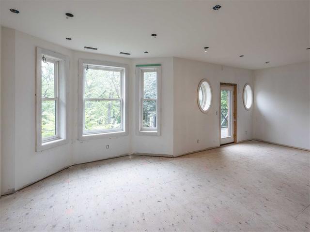 10 Rosedale Rd, House detached with 4 bedrooms, 7 bathrooms and 4 parking in Toronto ON | Image 9
