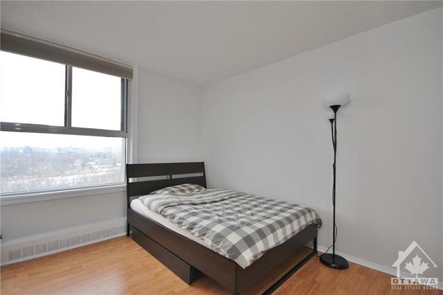 1102 - 1785 Frobisher Lane, Condo with 2 bedrooms, 1 bathrooms and 1 parking in Ottawa ON | Image 13