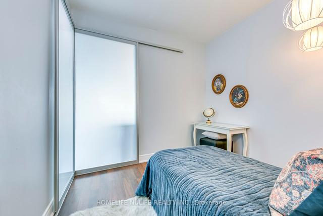 510 - 35 Brian Peck Cres, Condo with 2 bedrooms, 2 bathrooms and 1 parking in Toronto ON | Image 9