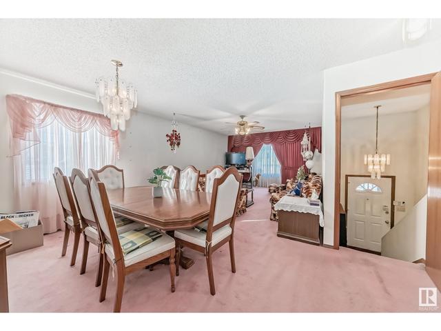 9647 106a Av Nw, House detached with 6 bedrooms, 3 bathrooms and 4 parking in Edmonton AB | Image 10