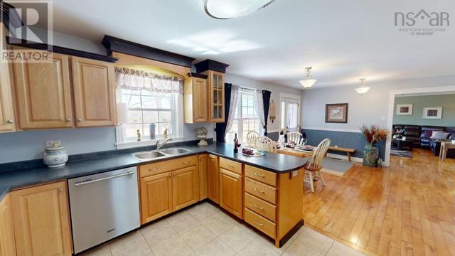 502 Lake Road, House detached with 2 bedrooms, 2 bathrooms and null parking in East Hants NS | Image 10