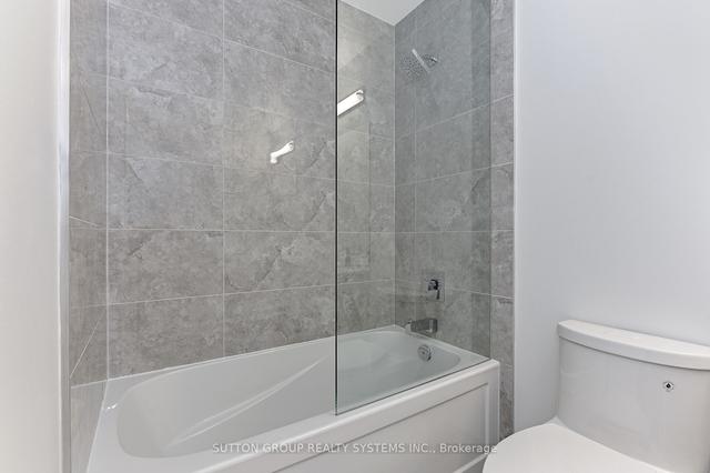 3003 - 50 Ordnance St, Condo with 1 bedrooms, 1 bathrooms and 0 parking in Toronto ON | Image 4