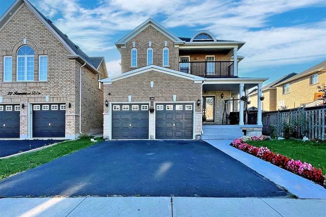 24 Roundstone Dr, House detached with 4 bedrooms, 4 bathrooms and 6 parking in Brampton ON | Image 1