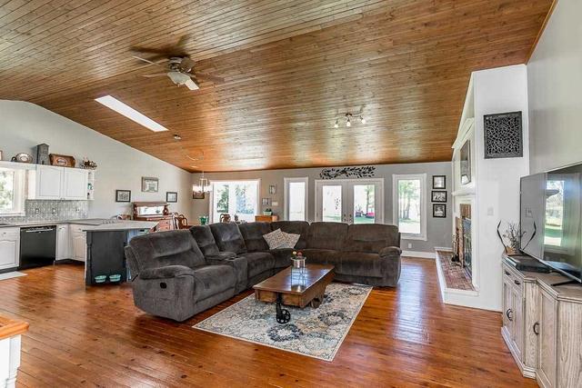 20675 Heart Lake Rd, House detached with 3 bedrooms, 3 bathrooms and 7 parking in Caledon ON | Image 34