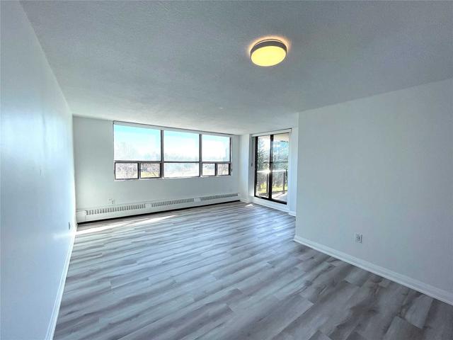 208 - 45 Sunrise Ave, Condo with 3 bedrooms, 2 bathrooms and 1 parking in Toronto ON | Image 32