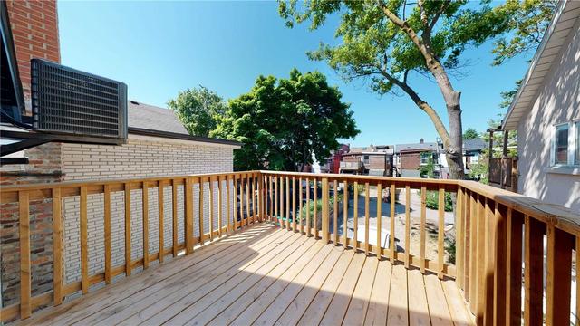 unit 2 - 320 Albany Ave, House detached with 2 bedrooms, 1 bathrooms and 1 parking in Toronto ON | Image 25