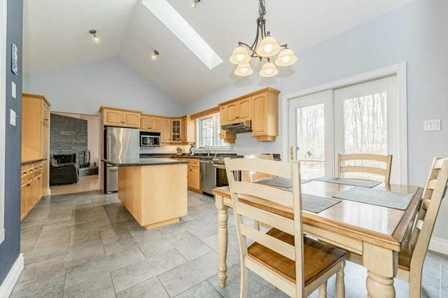 5709 Wellington Rd 23 Rd, House detached with 3 bedrooms, 4 bathrooms and 22.5 parking in Erin ON | Image 14